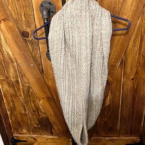 AE scarf, never worn